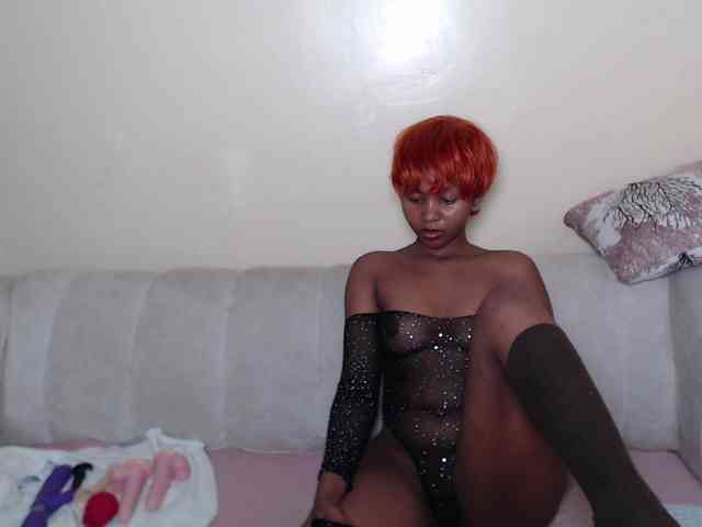 ItsYaGirlPookie webcam