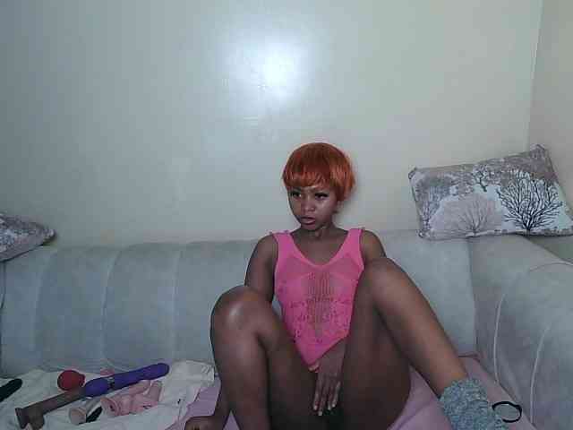 ItsYaGirlPookie webcam