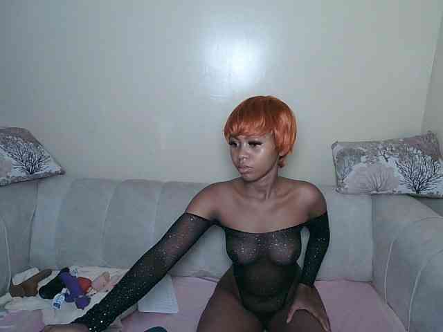 ItsYaGirlPookie webcam
