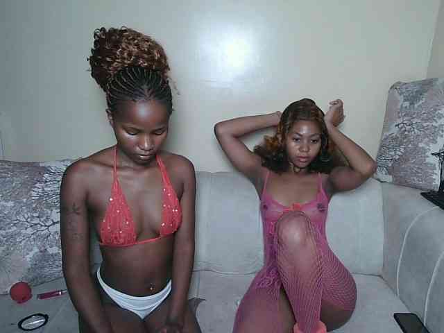 ItsYaGirlPookie webcam