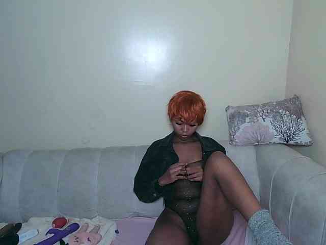 ItsYaGirlPookie webcam