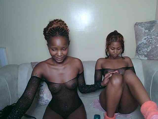 ItsYaGirlPookie webcam