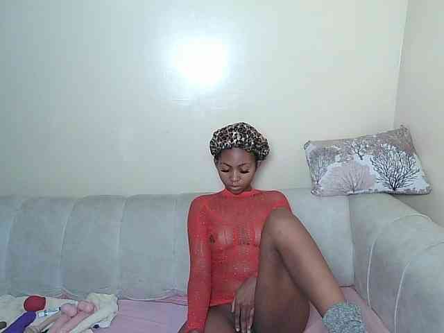 ItsYaGirlPookie webcam