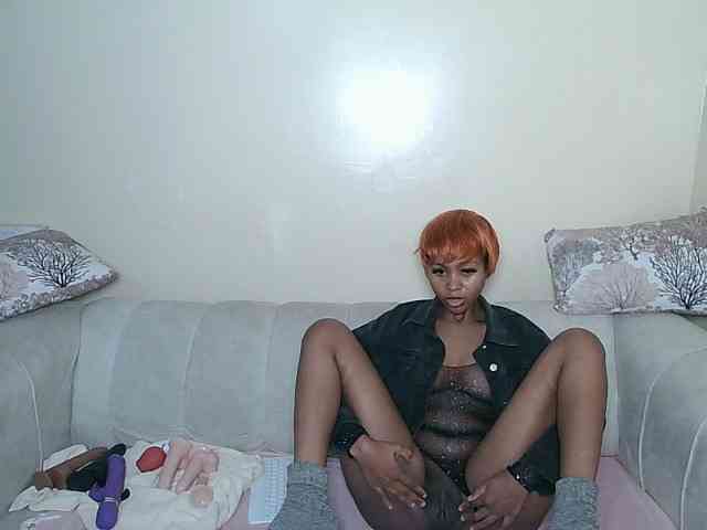 ItsYaGirlPookie webcam