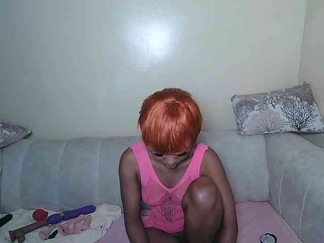 ItsYaGirlPookie webcam