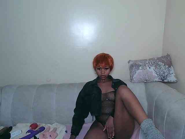 ItsYaGirlPookie webcam