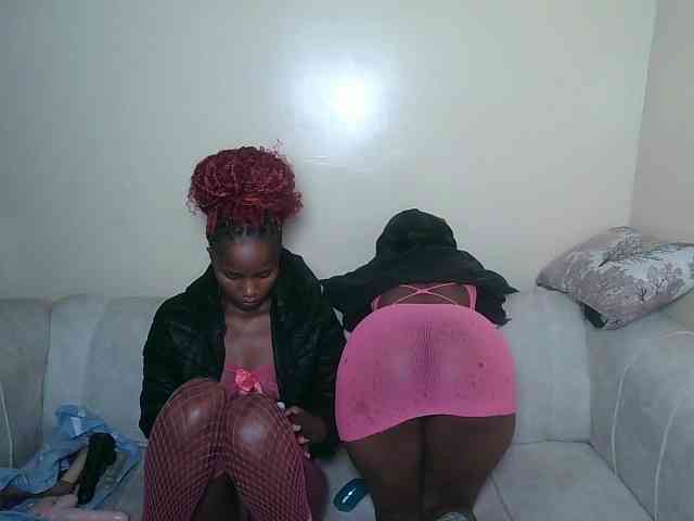 ItsYaGirlPookie webcam