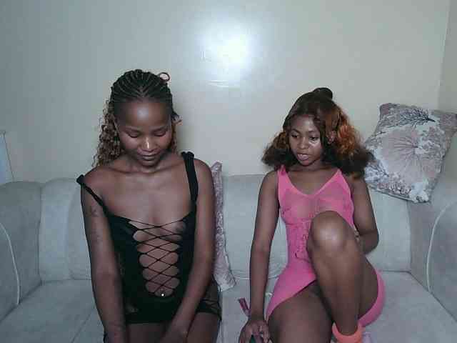 ItsYaGirlPookie webcam