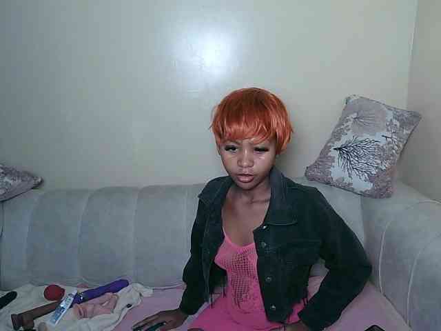 ItsYaGirlPookie webcam