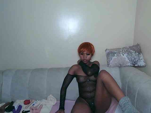 ItsYaGirlPookie webcam