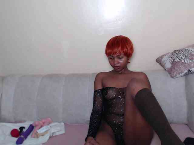 ItsYaGirlPookie webcam