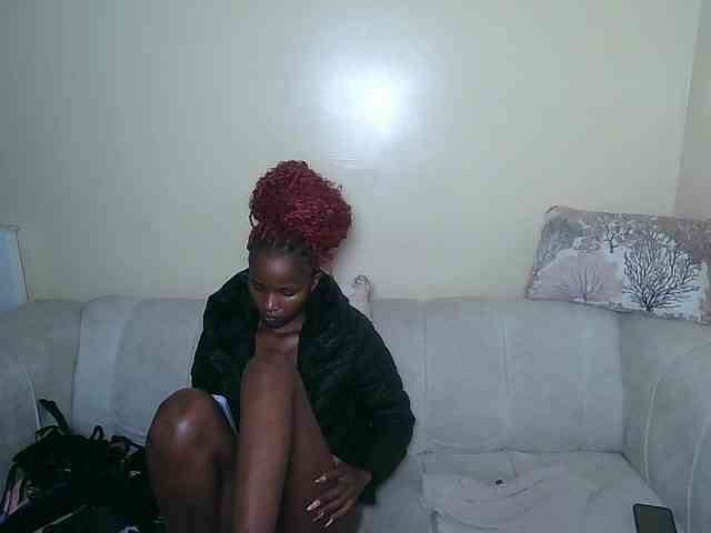 ItsYaGirlPookie webcam