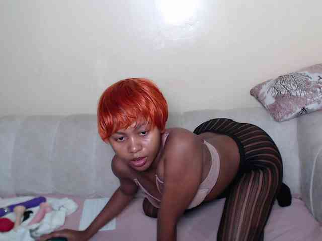 ItsYaGirlPookie webcam