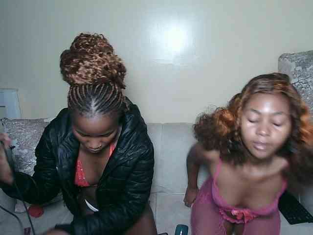 ItsYaGirlPookie webcam