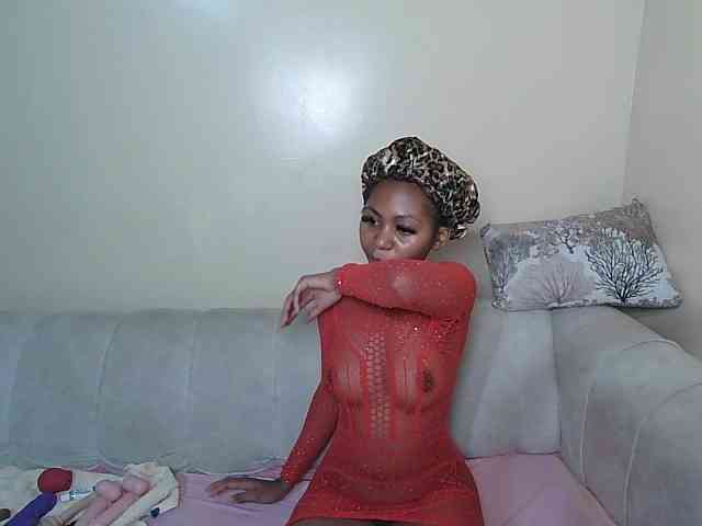 ItsYaGirlPookie webcam