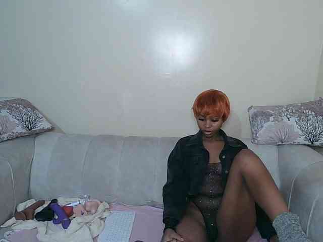 ItsYaGirlPookie webcam