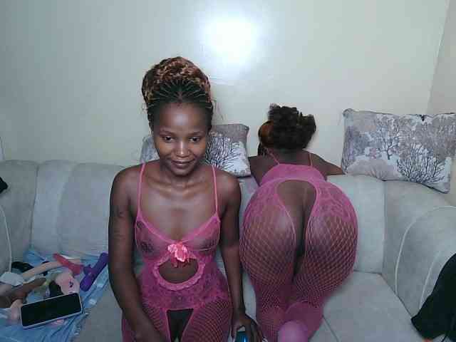 ItsYaGirlPookie webcam