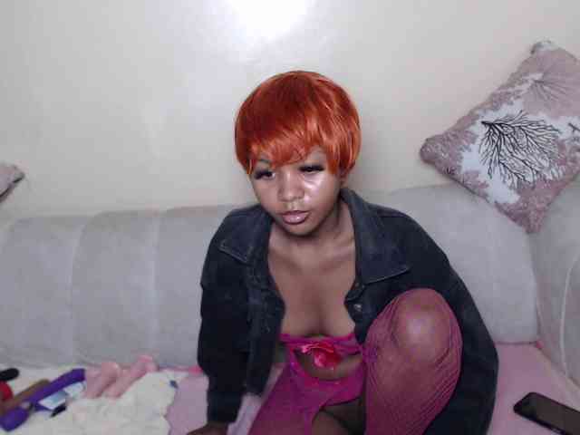 ItsYaGirlPookie webcam