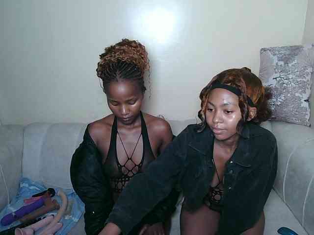 ItsYaGirlPookie webcam