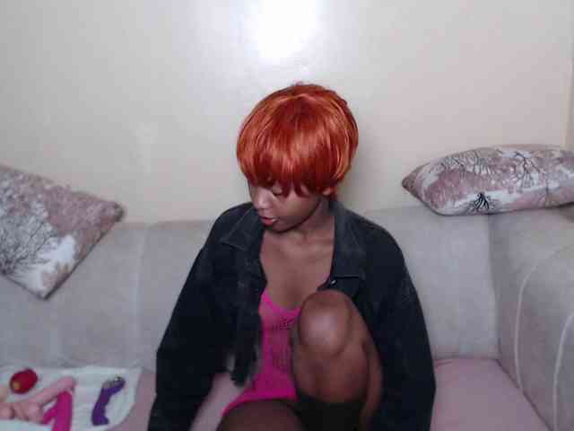 ItsYaGirlPookie webcam