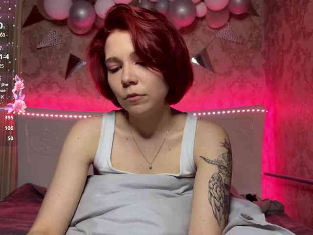 TraceyKalani webcam