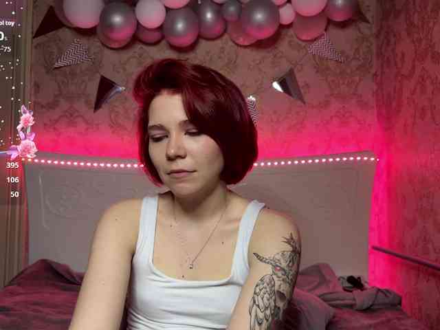 TraceyKalani webcam