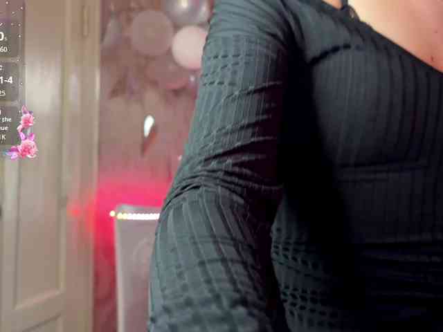 TraceyKalani webcam