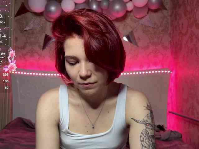 TraceyKalani webcam