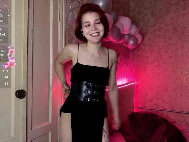 TraceyKalani webcam