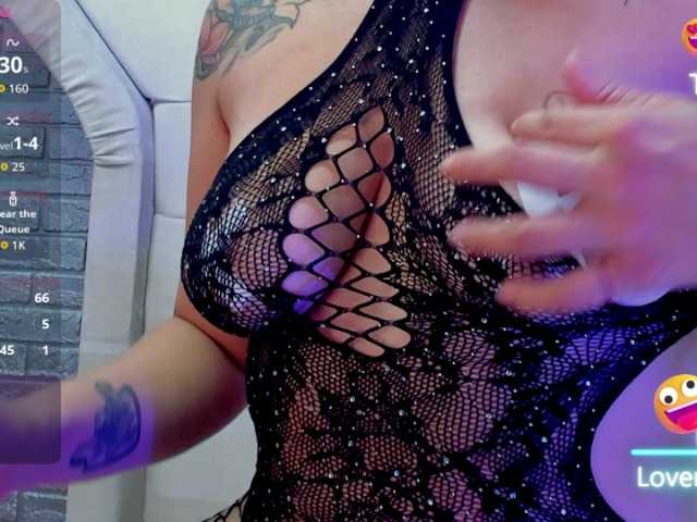 RoxanneStorm live cam preview