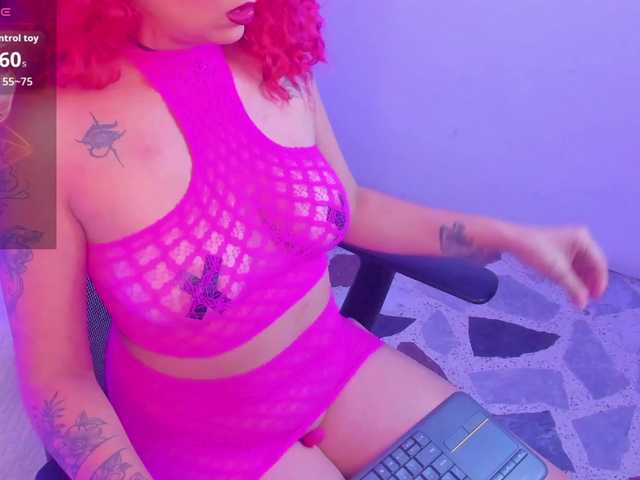 RoxanneStorm live cam on BongaCams