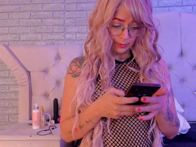 RoxanneStorm