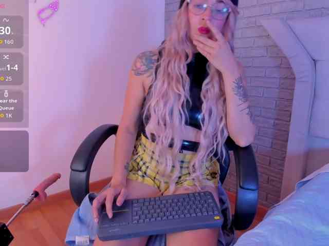 RoxanneStorm