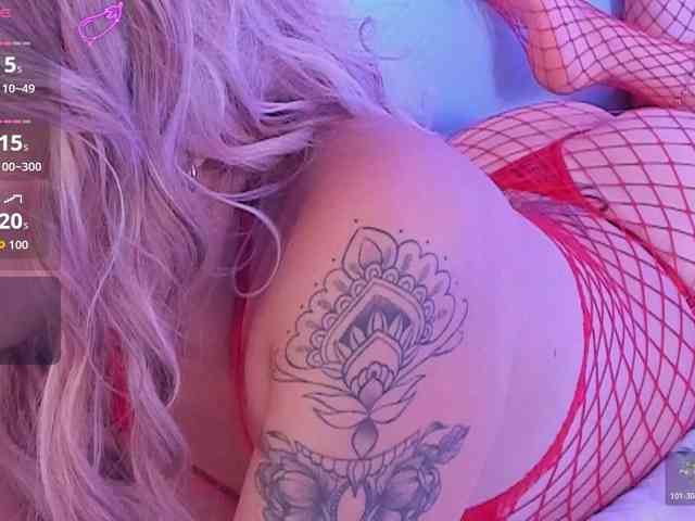RoxanneStorm's webcam live show