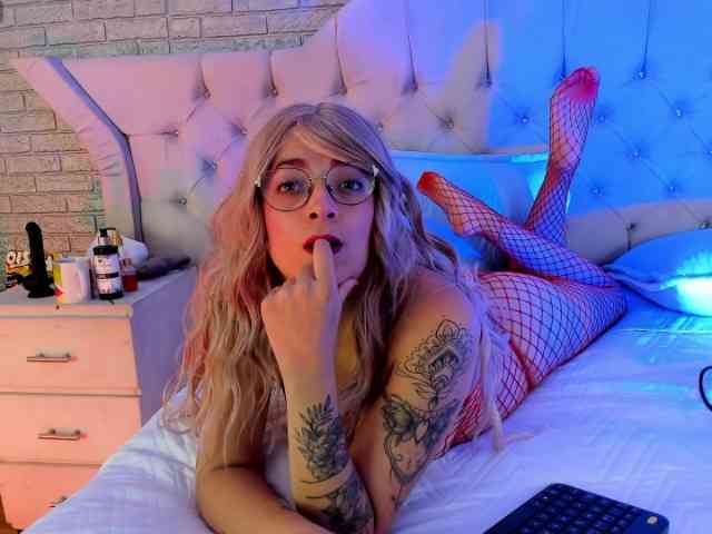 RoxanneStorm