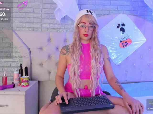 RoxanneStorm RoxanneStorm