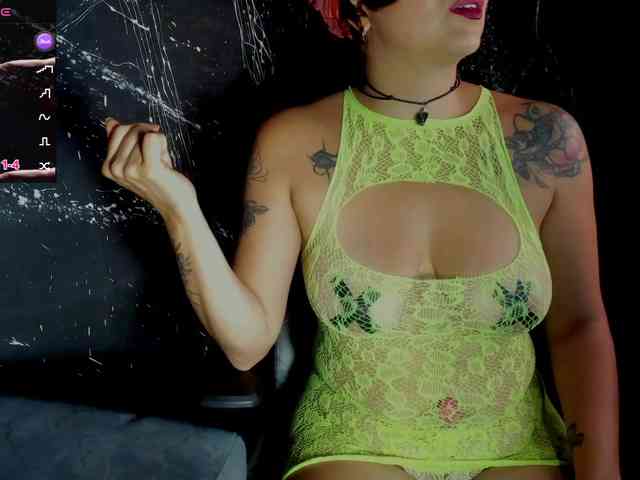 RoxanneStorm