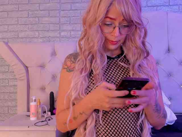 RoxanneStorm