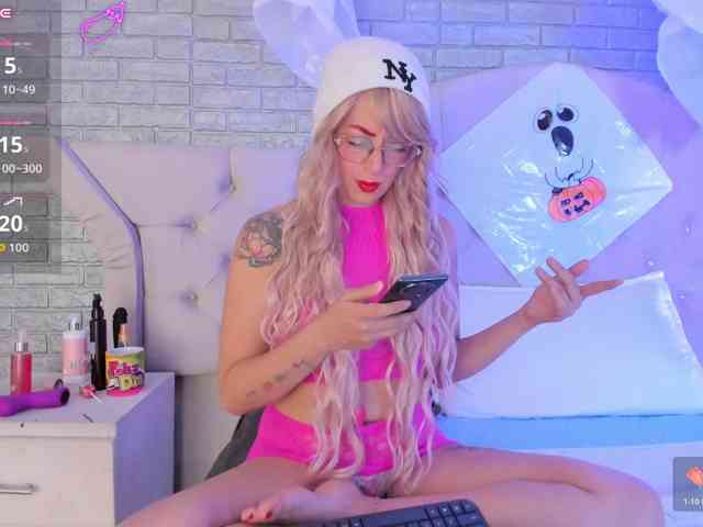 RoxanneStorm