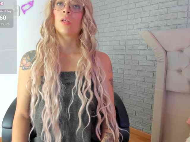 RoxanneStorm