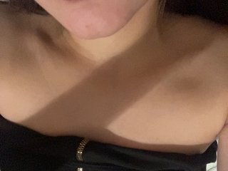 me-la-nia19