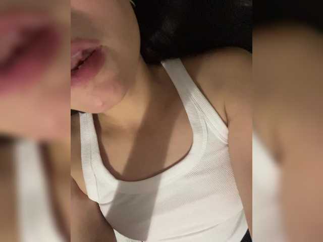 me-la-nia19