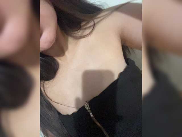 me-la-nia19 live webcam show
