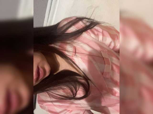 me-la-nia19