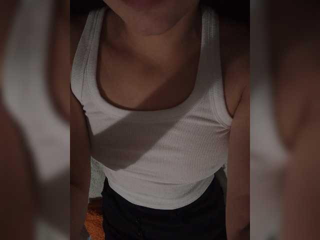 me-la-nia19