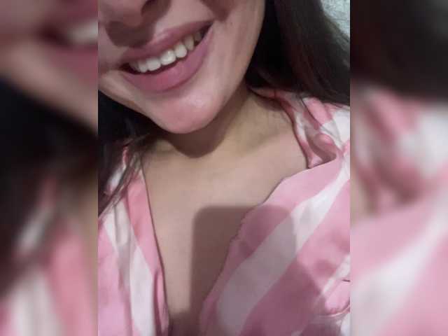 me-la-nia19 live webcam show