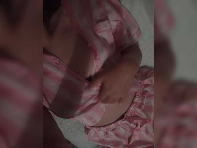 me-la-nia19