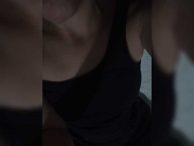 me-la-nia19
