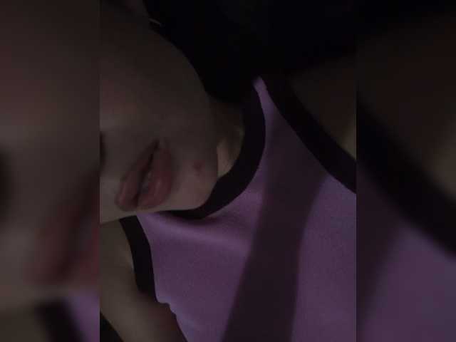 me-la-nia19