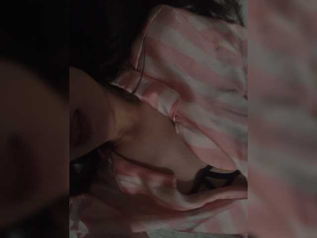 me-la-nia19